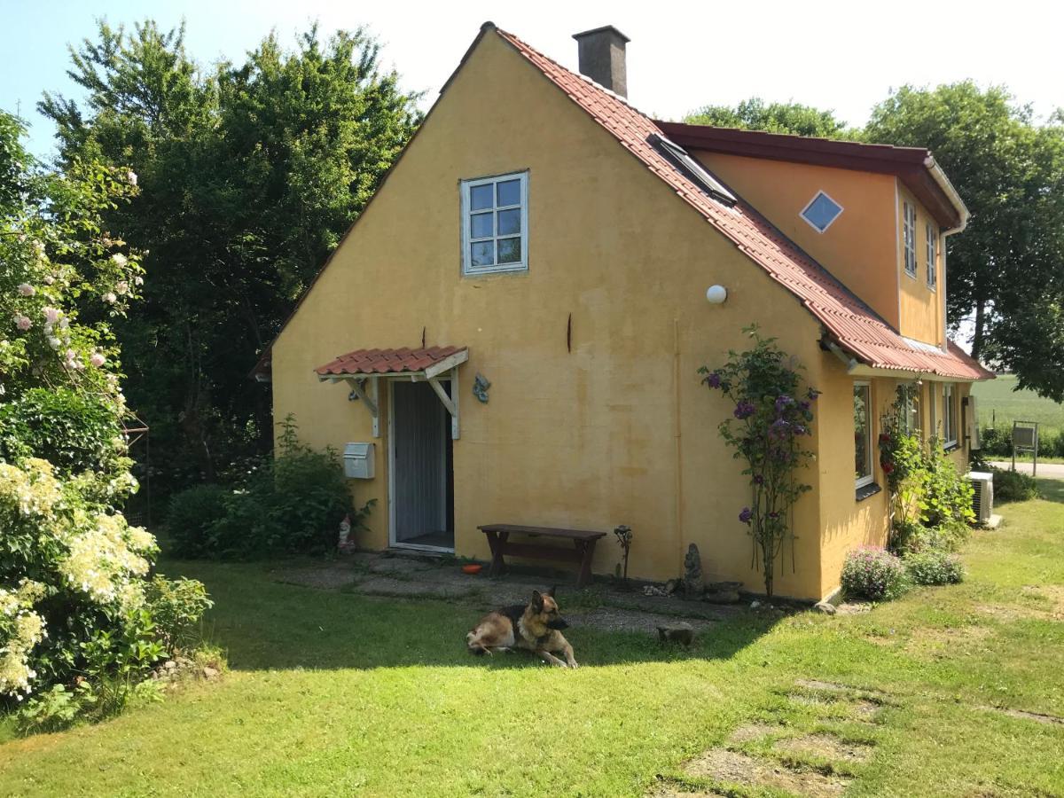 Country House Karby Esterno foto
