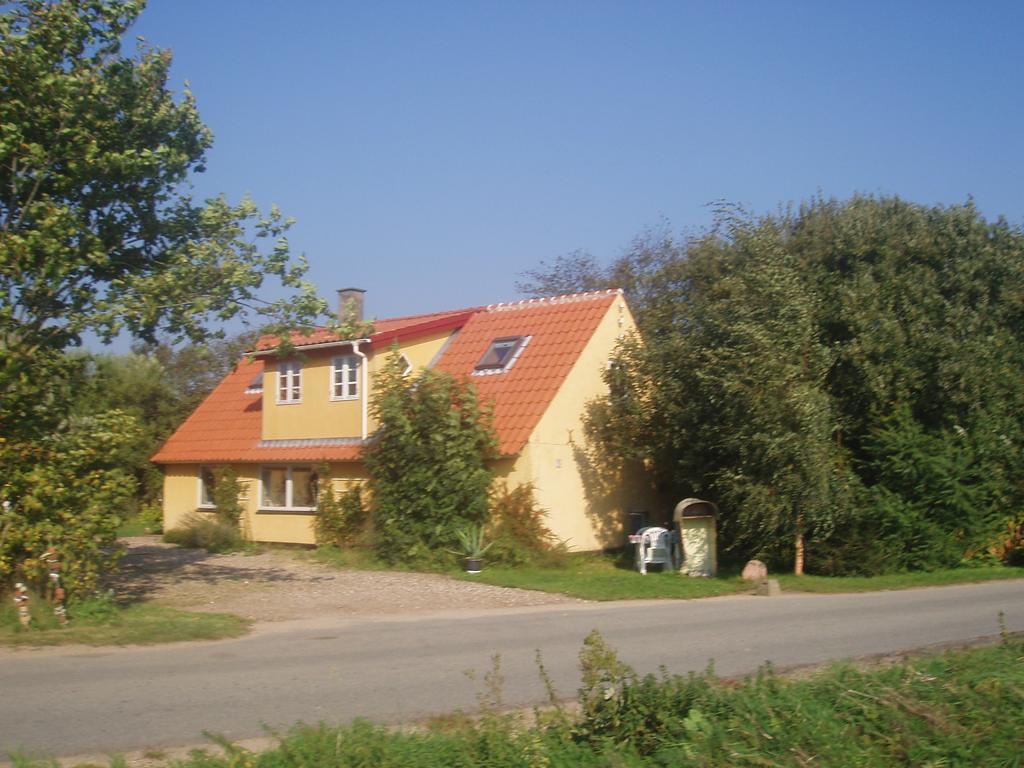 Country House Karby Esterno foto